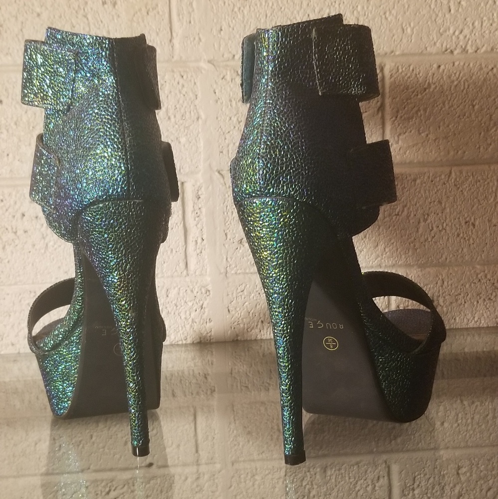 Heels (ROGUE) - Picture 2 of 4